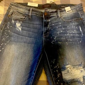 Judy Blue Jeans. Mid rise boyfriend fit. Moderate Distressing.